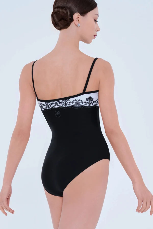 Wear Moi Narcisse