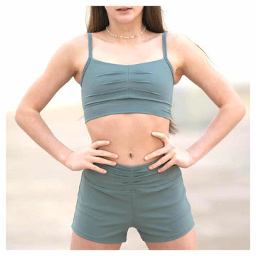 Honeycut Flutter Top