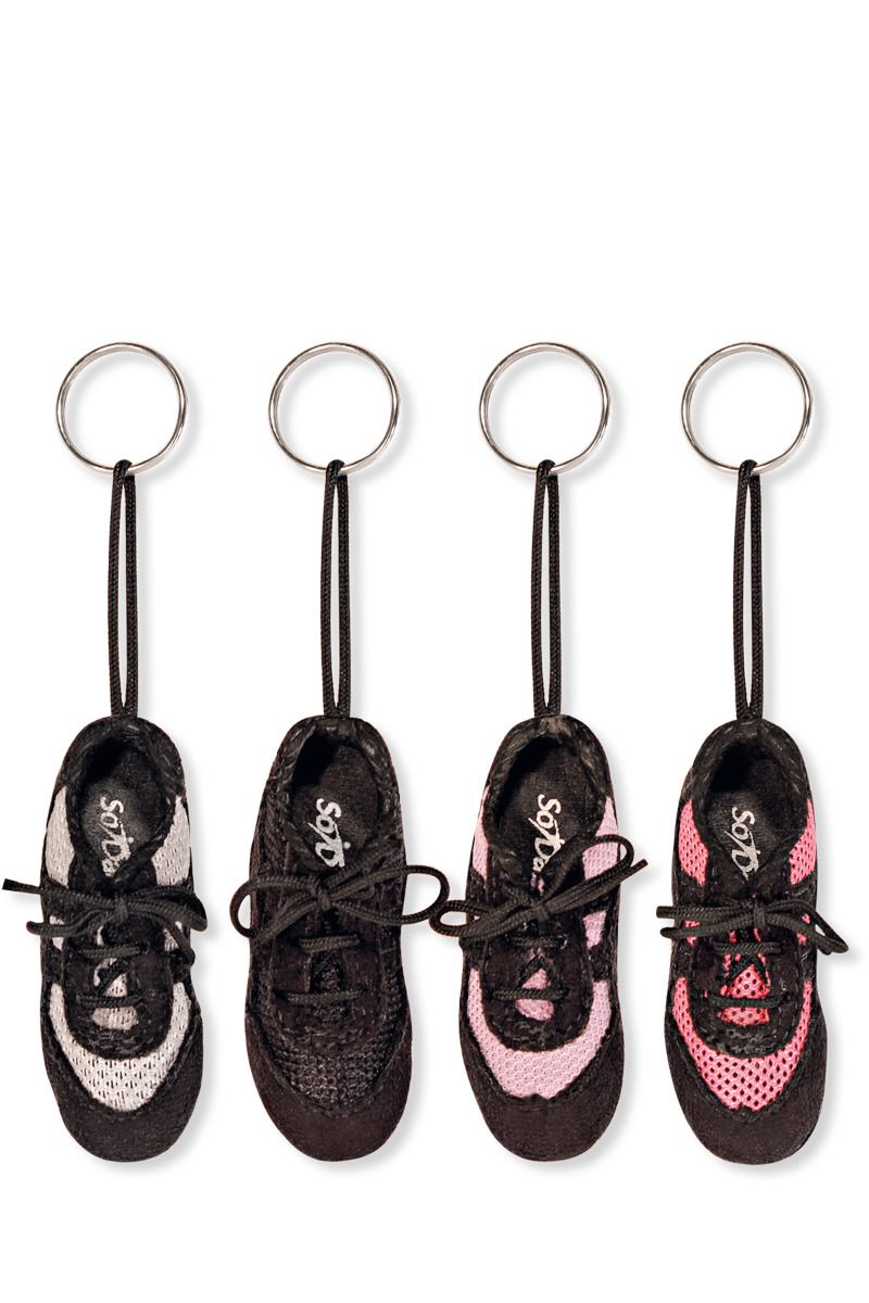 So Danca Sneaker Keychain