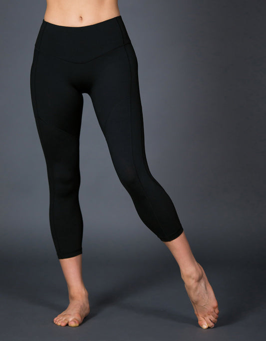 Suffolk Yoga Capri with Pockets